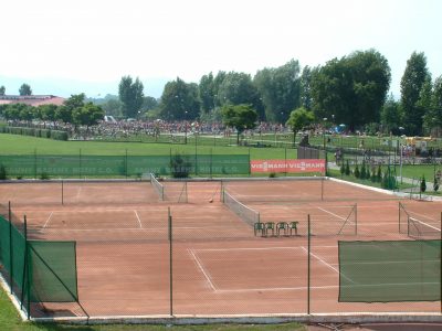 korty (10)
